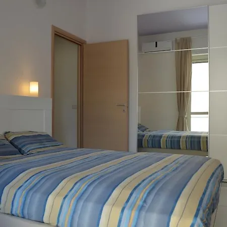 卡瑟麦奥里公寓 马奥莱